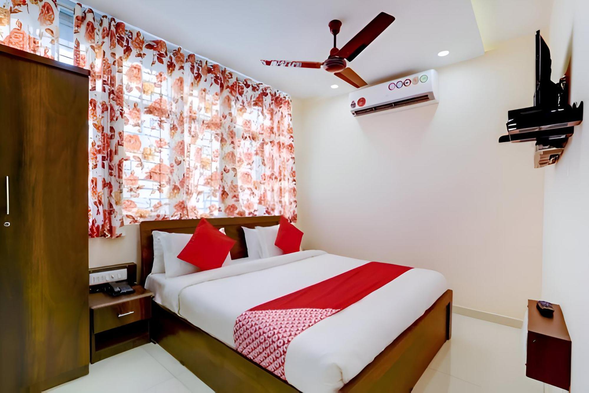 Hotel Blue Leaf Райкот Екстериор снимка