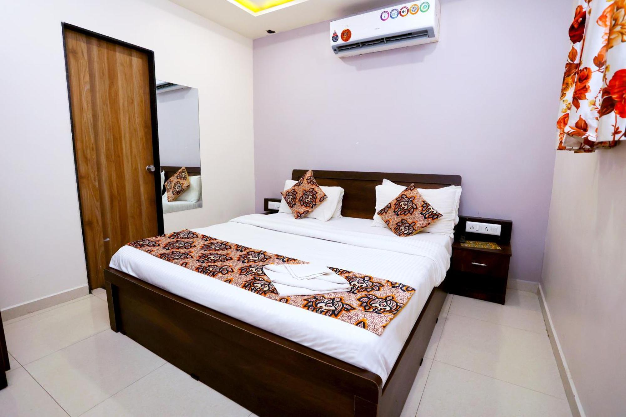 Hotel Blue Leaf Райкот Екстериор снимка